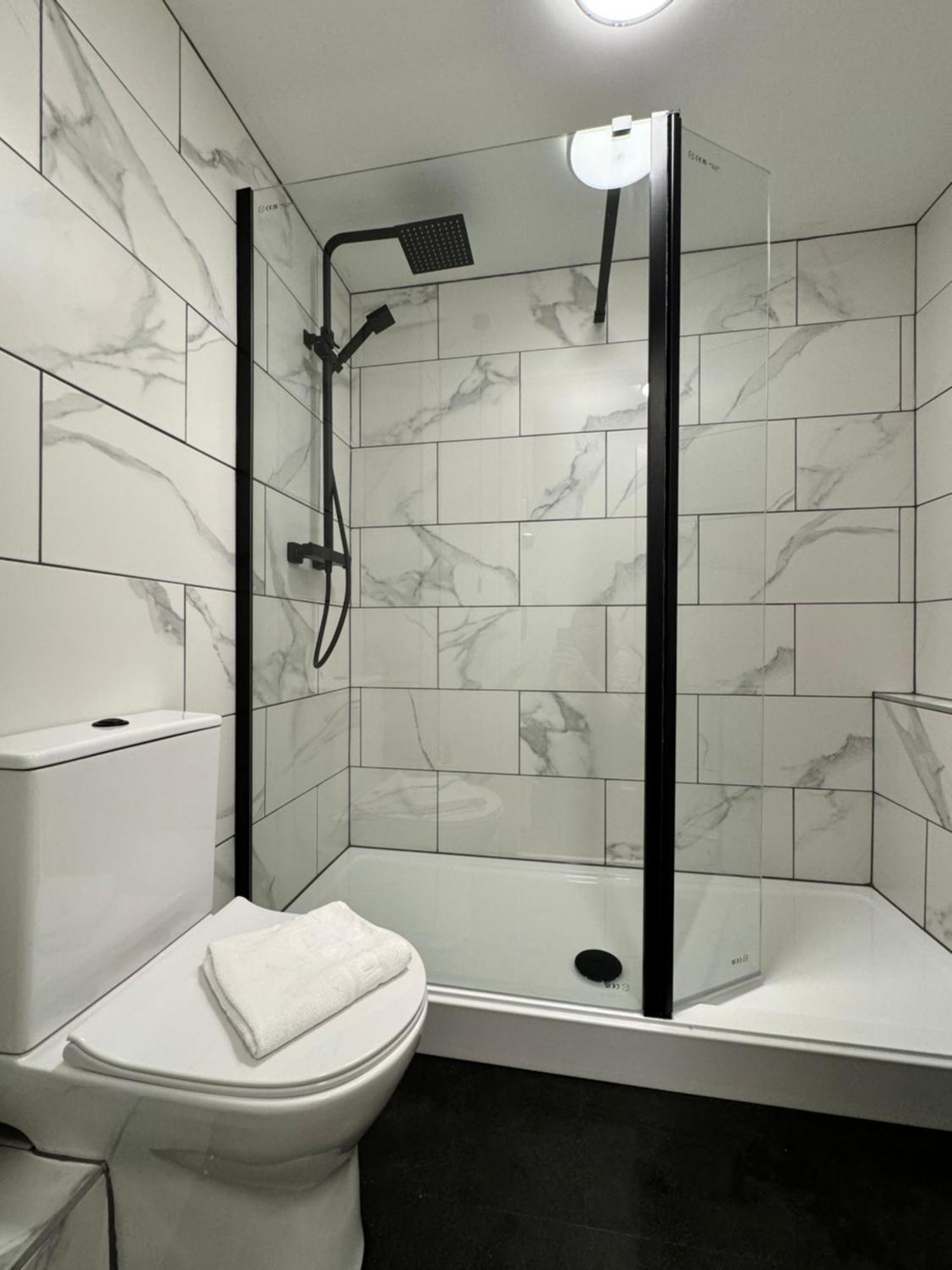 Nordic Suites Улверстон Экстерьер фото